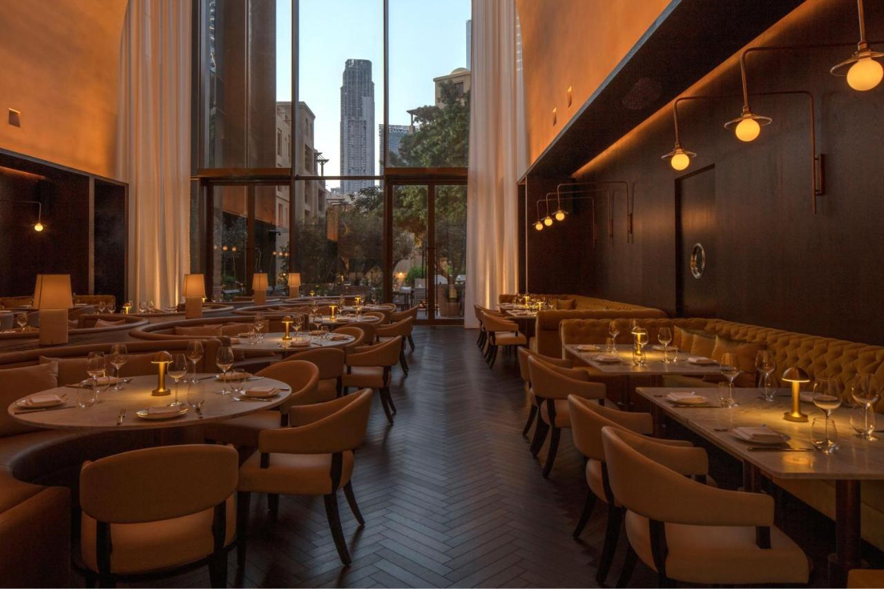The Dubai Edition Luaran gambar Interior of the restaurant