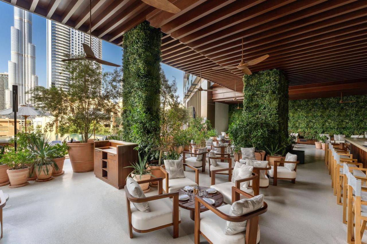 The Dubai Edition Luaran gambar The Terrace at the Four Seasons Hotel